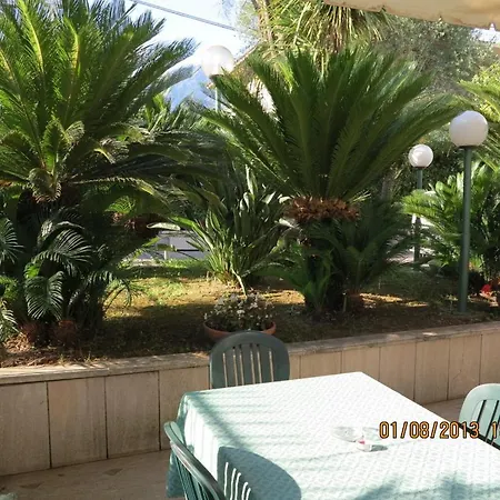 Little Garden Hotel